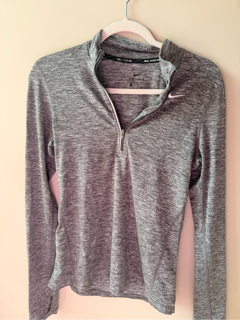 Nike Women's Gray Heather Dri-FIT Quarter-Zip Long Sleeve Top
